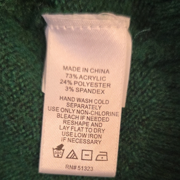 CeCe Emerald Green Crew Neck Sweater - Picture 4 of 4